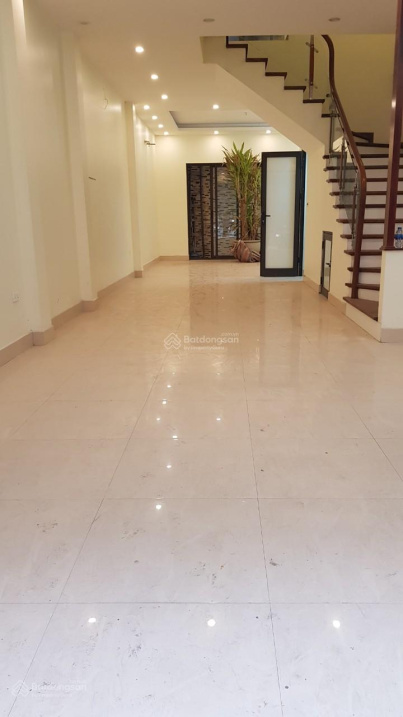 Siêu hot nhà đường Nguyễn Văn Lộc 70m2, 5 tầng kinh doanh đỉnh nhỉnh 16 tỷ