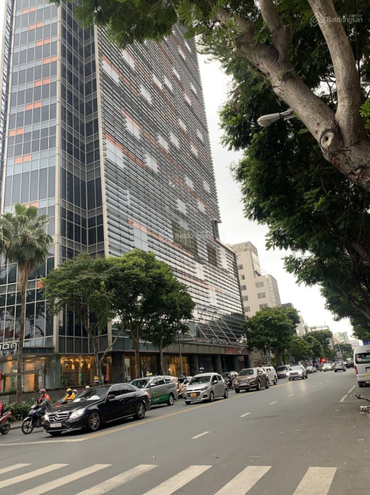 Siêu khan hiếm! 1 căn duy nhất mặt tiền Nguyễn Cư Trinh Q. 1. DT: 4,5m x 20m 3 tầng, giá 33 tỷ