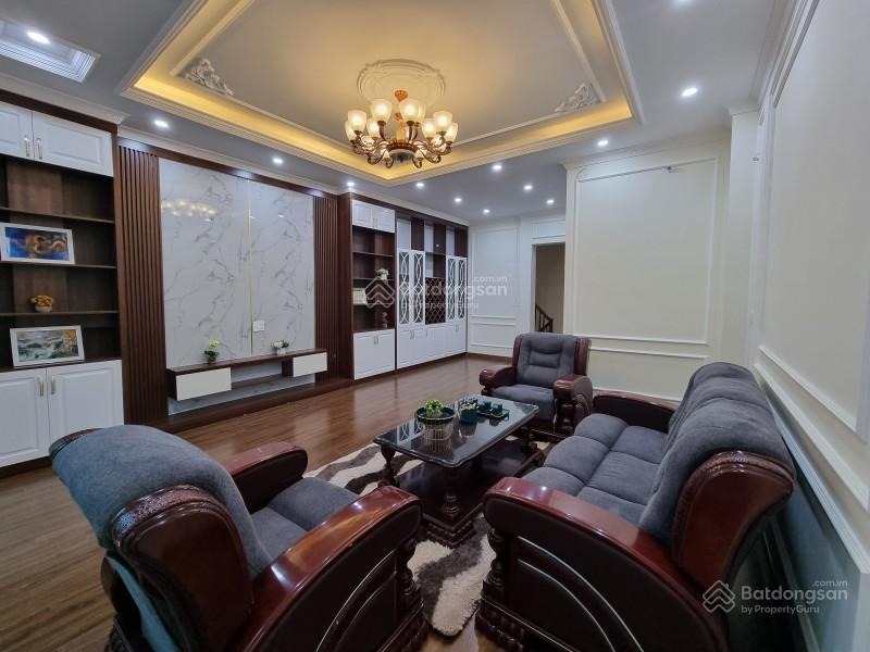 Siêu phẩm Cầu Giấy, 8 tầng thang máy, gara ô tô đường Hoàng Quốc Việt, DT 45m2, giá nhỉnh 13 tỷ