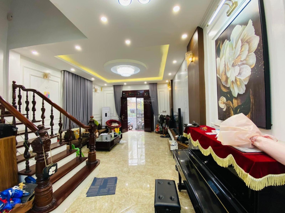 Siêu phẩm Đống Đa-nhà đẹp, ở kết hợp cho thuê 25tr/tháng-tặng lại nội thất - quy hoạch ra sát phố