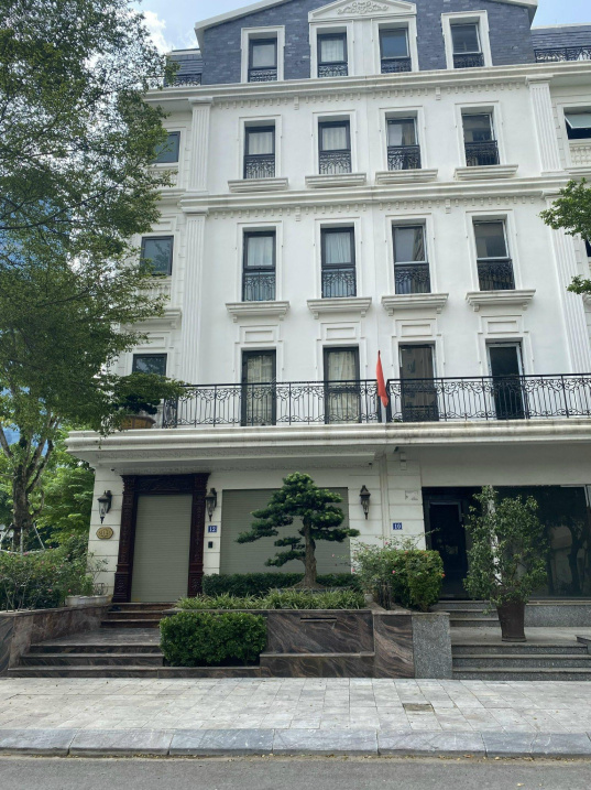 TÒA KD SIÊU ĐỈNH - PHỐ VIP TRẦN QUANG DIỆU - 150Mx 8 TẦNG - THANG MÁY - 50 TỶ