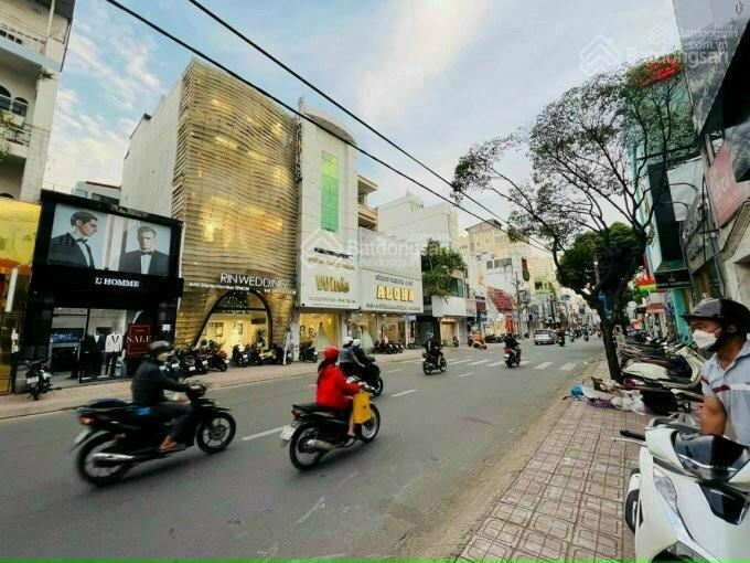 Tin thật 100% mặt tiền 2300m2 chỉ 120 tr/m2 thổ cư 100%(40x60m) Quốc Hương - Xuân Thủy Thảo Điền Q2