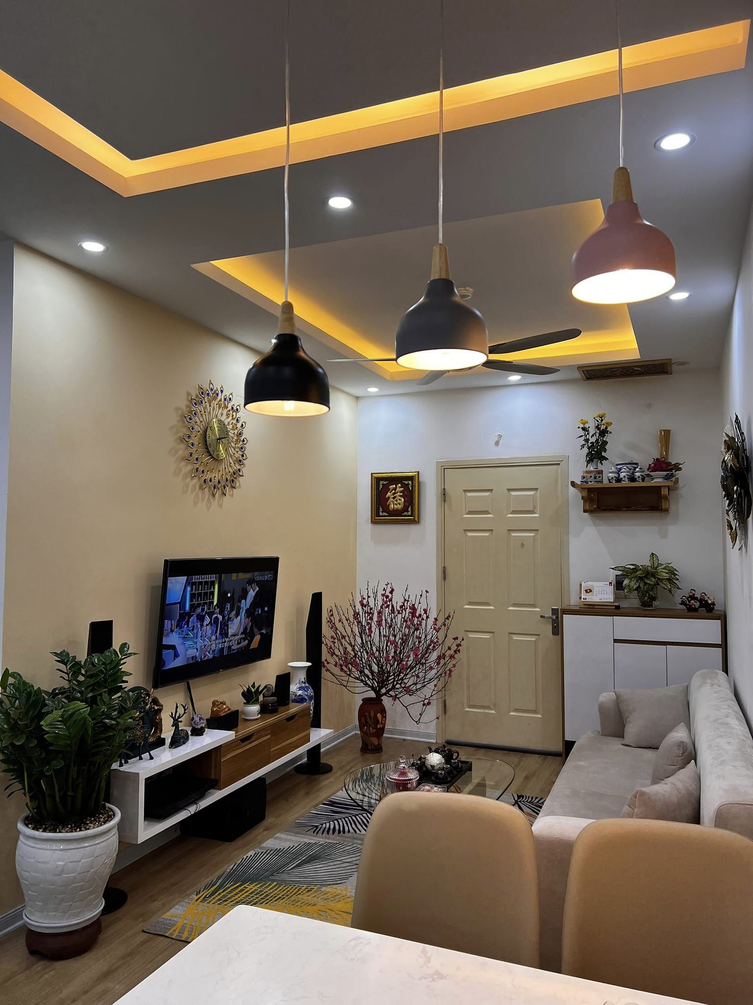 BÁN NHÀ PHỐ TRƯƠNG ĐỊNH, S 30M, 4 TẦNG, MT 3.5M, THÔNG KHẮP NGẢ. GIÁ CHỈ 2 TỶ 98