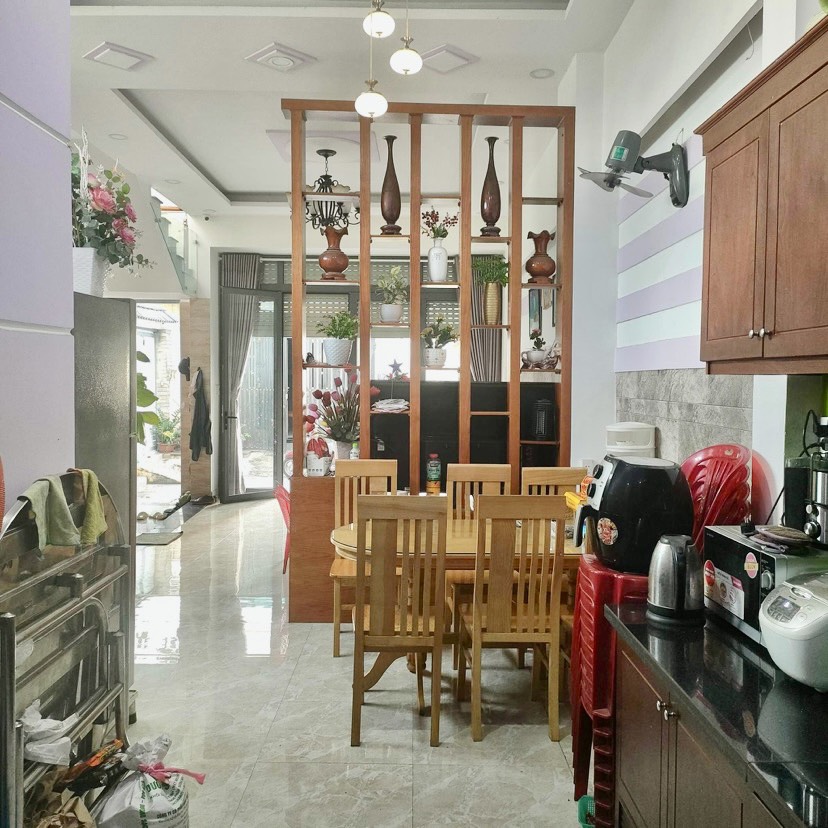 Bán Nhà Trường Thọ Thủ Đức – Hẻm Xe Tải 4 Tầng 5m x 12m Giá 5.3 Tỷ