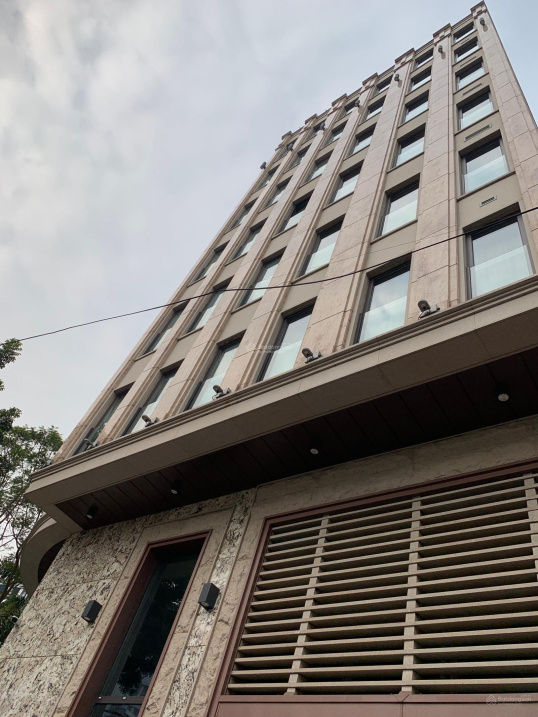 Vị trí đắc địa - gà đẻ trứng vàng - dòng tiền 3tỷ năm - KD đẳng cấp - toà nhà VP 8 tầng thang máy