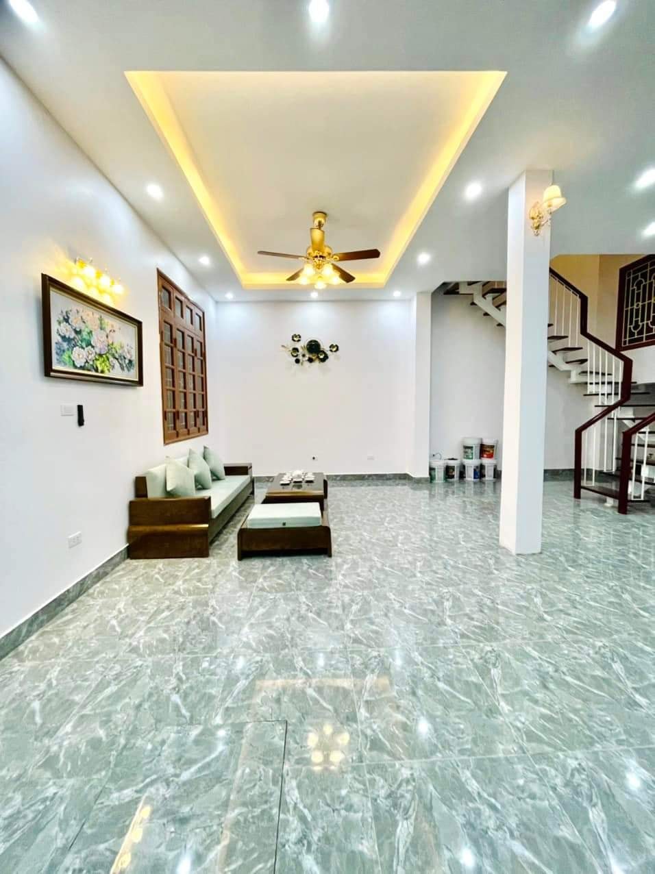 Bán nhà Hào Nam, Đống Đa, 50m, 4T, MT 4m, ngõ thông, gần bãi gửi xe ô tô. giá 5 tỷ 65.