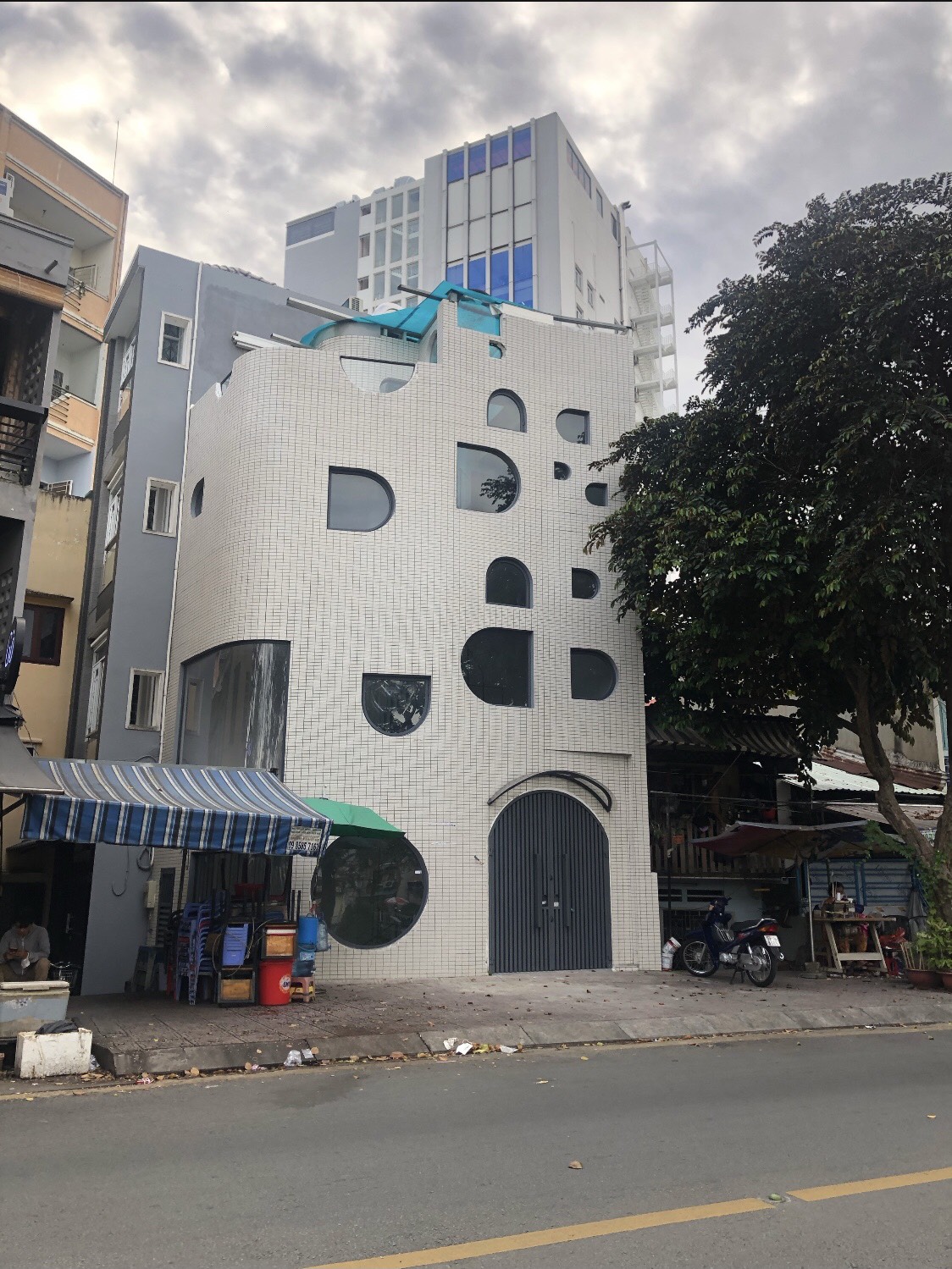 CC Bán nhà MT Lê Thánh Tôn, Phường Bến Nghé, Quận 1 : 1