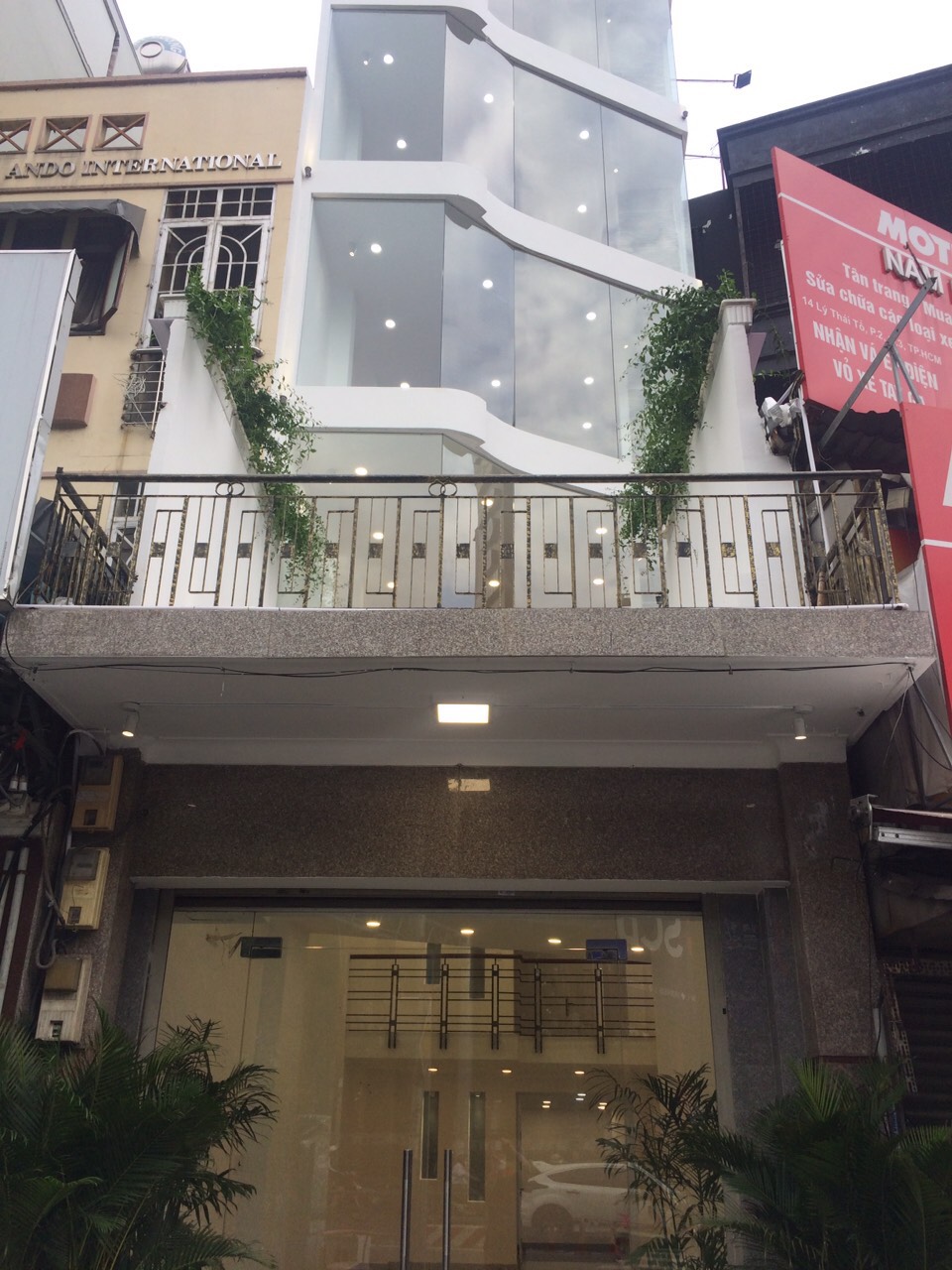 Gấp Gấp Bán nhà MT Cửu Long, P2, Tân Bình 6x18m