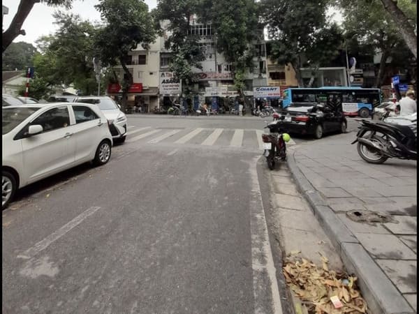 ban-nha-ngo-van-so-hoan-kiem-3 ban-nha-ngo-van-so-hoan-kiem-3