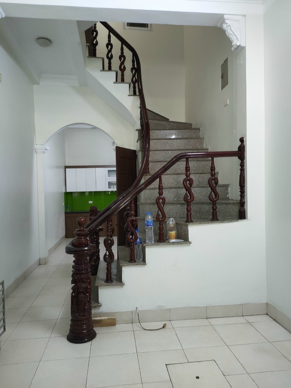 Bán nhà mặt tiền ngõ 193 Nam Dư Hoàng Mai. LH: Địa Thủy Sư Trần Thọ