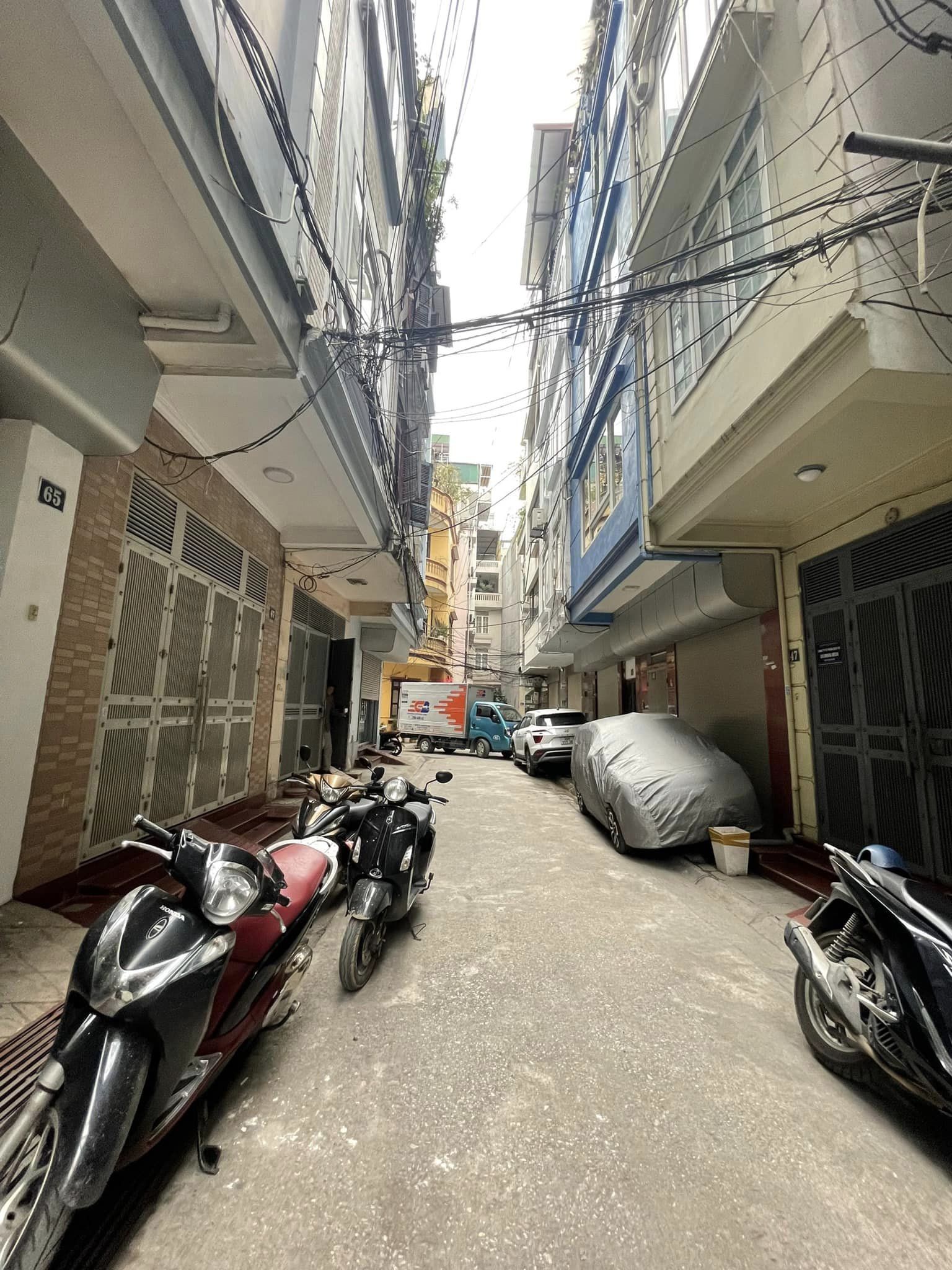 Bán nhà đẹp Thái Hà 50m2 x 5T ô tô vào nhà giá 9,99 tỷ