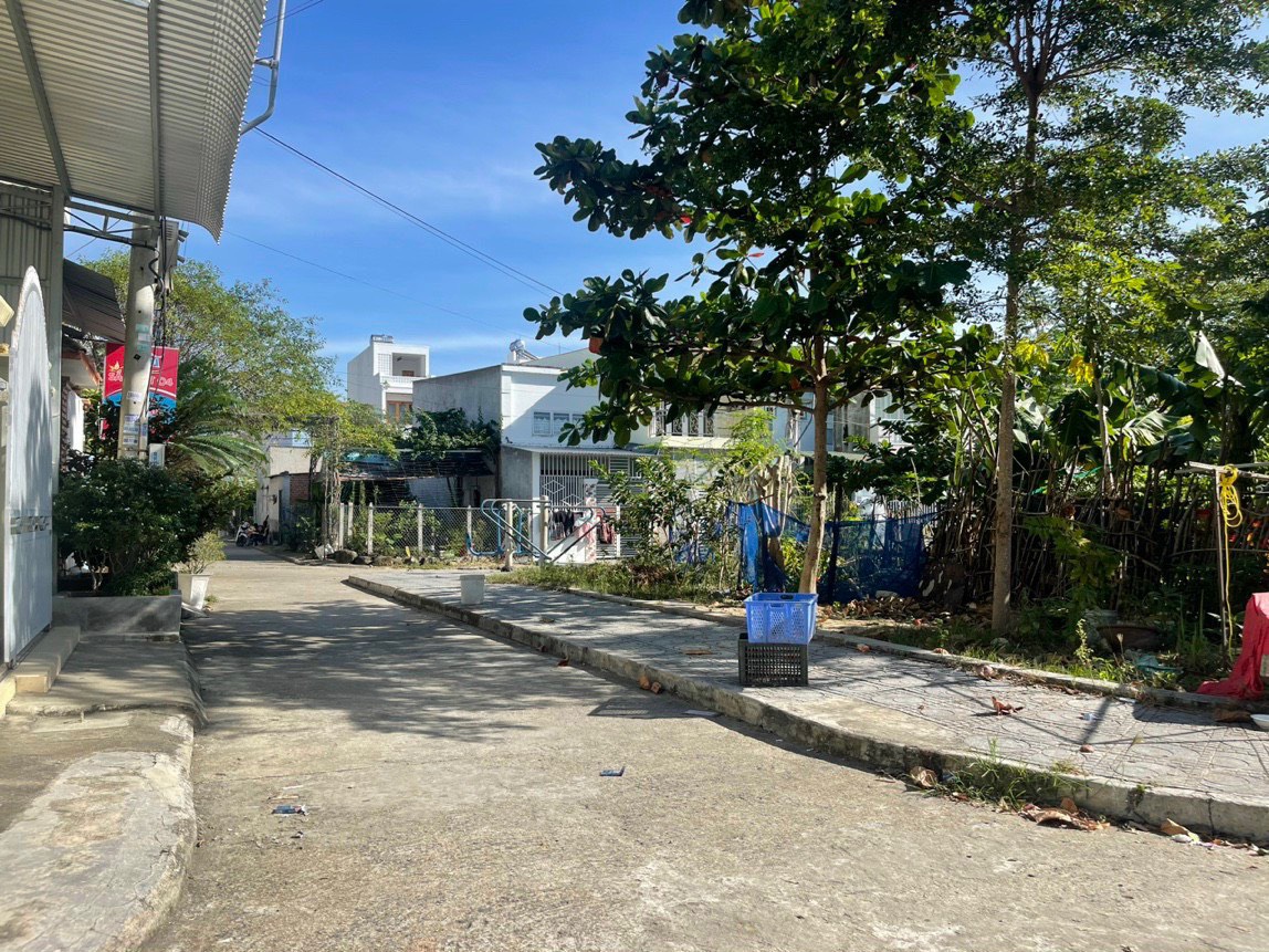 72m2 đất Tái định cư Đất Lành đường 5m gần công viên giá tốt mua ở hoặc đầu tư.