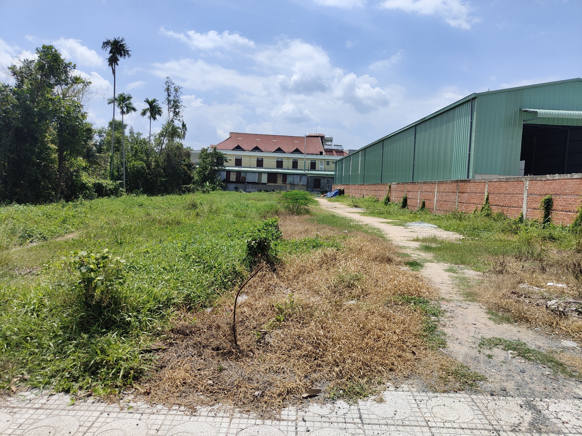 Thuận an, Bình Dương, đất TTTM chỉ 36 triệu/m2, 1008m2 ( bán gấp ).