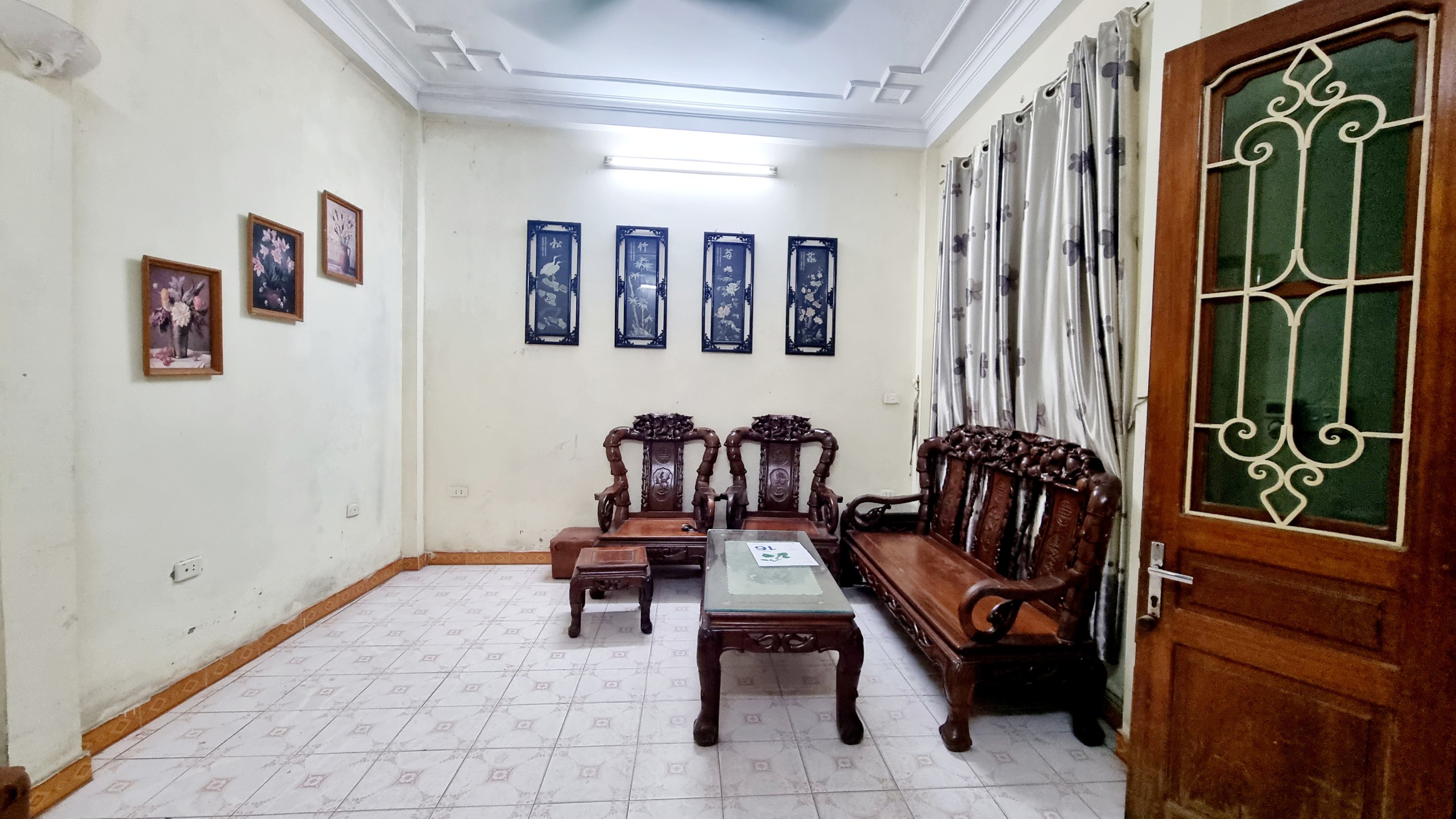 Rẻ, hiếm. Nhà phố Bạch Mai 35m, 4 tầng, MT 5m, chỉ 3.3 tỷ, nhà gần sát phố.