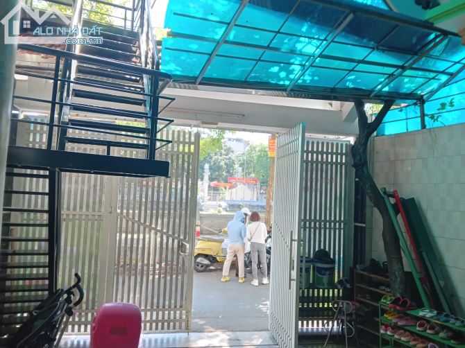 Bán Gấp Nhà Mặt Phố Khương Thượng, Kinh Doanh Đỉnh, 5 Tầng 7 Ngủ, 71m2 x 6,2m Chỉ 12,2 Tỷ