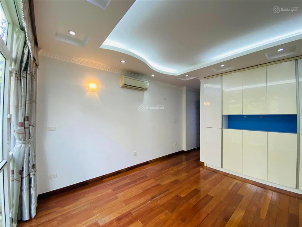 Bán nhà 5 Tầng Vương thừa vũ cách ngã tư Sở 200m