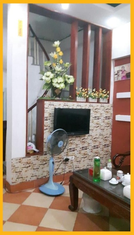 Lạc Trung chủ quyết bán trước tết, DT31m2 x 5 tầng, MT3.8m, giá 2.7 tỷ.