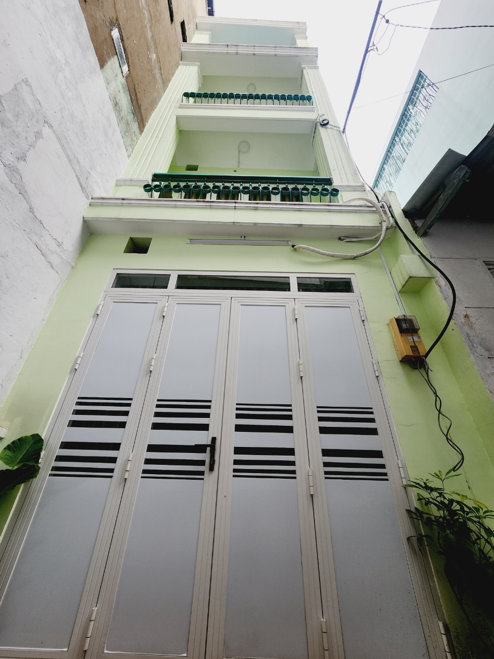 Hẻm 1/ sát mặt tiền . Đinh Tiên Hoàng Q1, 73m2, 4tầng BTCT, 7.39 tỷ