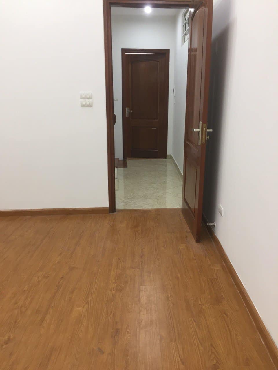 Bán nhà 42m x 5 tầng, lô góc 3 thoáng, nở hậu tại P. Quan Hoa,Cầu Giấy