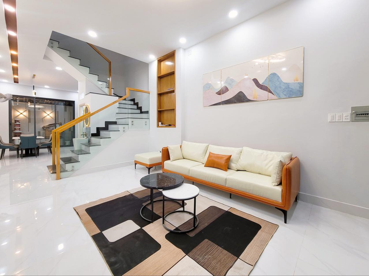 Bán gấp nhà, HXT, 100m2, 4T, Hà Huy Giáp, q12, chỉ 8 tỷ 800tr.