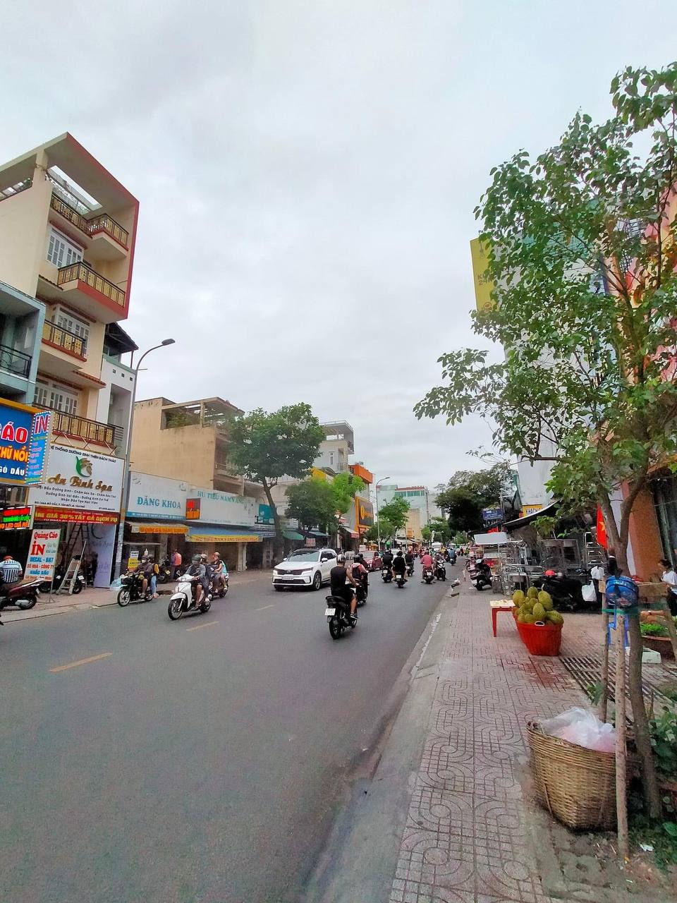 Bán nhà mặt tiền đường gò dầu, đường nhựa 15m, 69m2 chỉ 11.2 tỷ