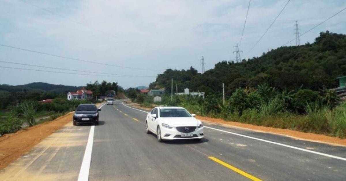 BÁN ĐẤT MỘC CHÂU MẶT QUỐC LỘ 43 MẶT TIỀN 30M XÂY NHÀ HÀNG KHÁCH SẠN GẦN CẦU KÍNH