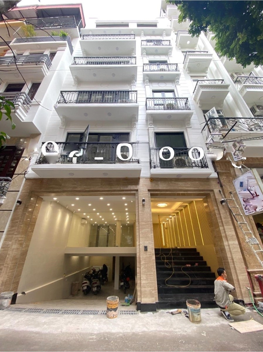 Bán Tòa Văn Phòng Đỗ Quang–8 Tầng Có Hầm Mặt tiền 7.5M-Rất hợp Spa Thuê–95M2 32.5 Tỷ