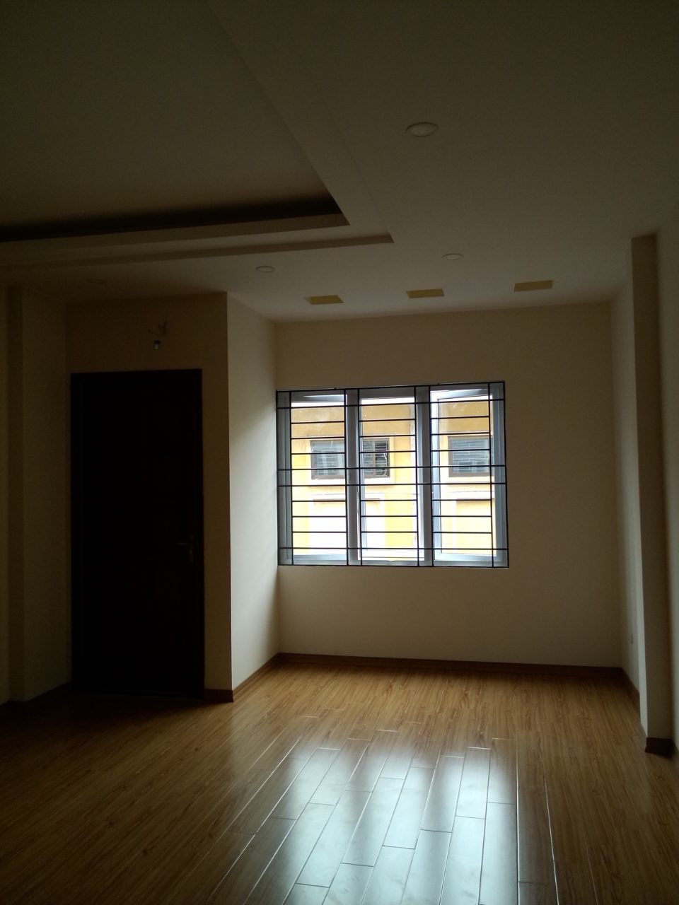 Nhà phố Thụy Khuê, quận Tây Hồ, ô tô sát nhà, 32m 5 tầng 3 phòng ngủ, nhỉnh 3 tỷ!!!