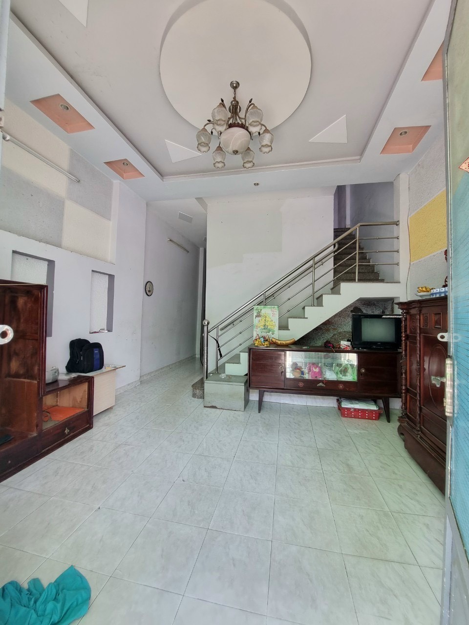 Chính chủ bán căn Nhà Bè, Đường Huỳnh Tấn Phát, Hẻm to vị trí đẹp, DT 75m2, Giá còn thương lượng