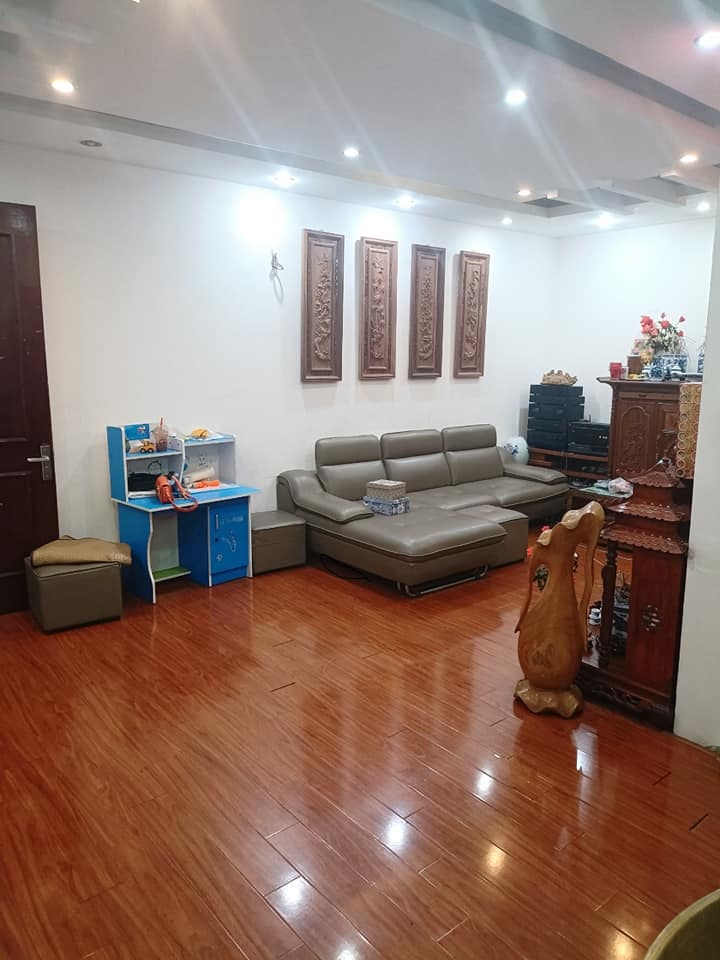 BÁN CĂN HỘ CHUNG CƯ, NGUYỄN CAO LUYỆN, VIỆT HƯNG, LONG BIÊN 90M2 * MT 5M * 2,2 TỶ, TẶNG NỘI THẤT ĐẸP