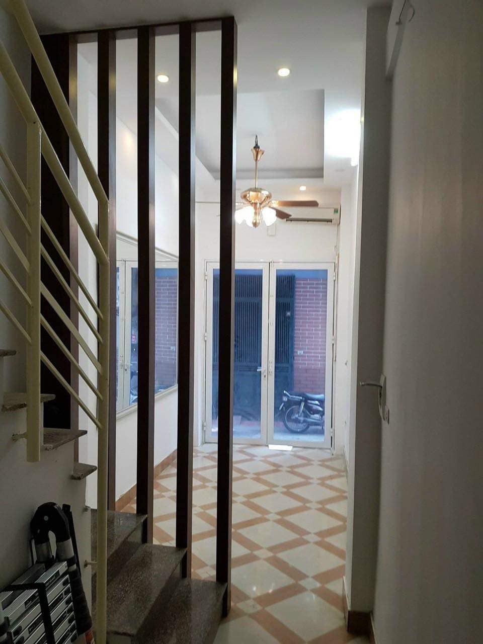 Bán nhà 24m x 3 tầng, 2,96 tỷ Thương Lượng ô tô nhỏ, ô tô 5 tạ đỗ cửa, Yên Hòa, Cầu Giấy