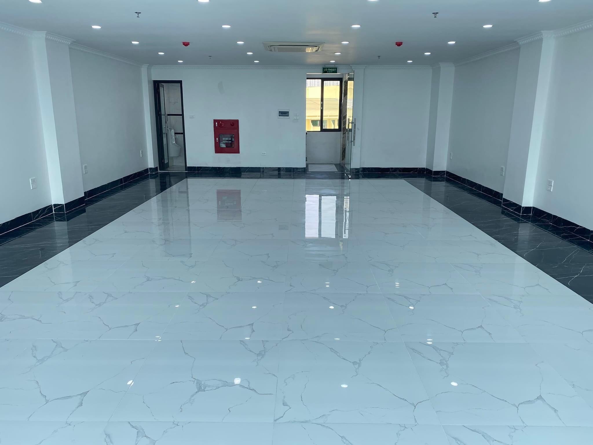 80m2