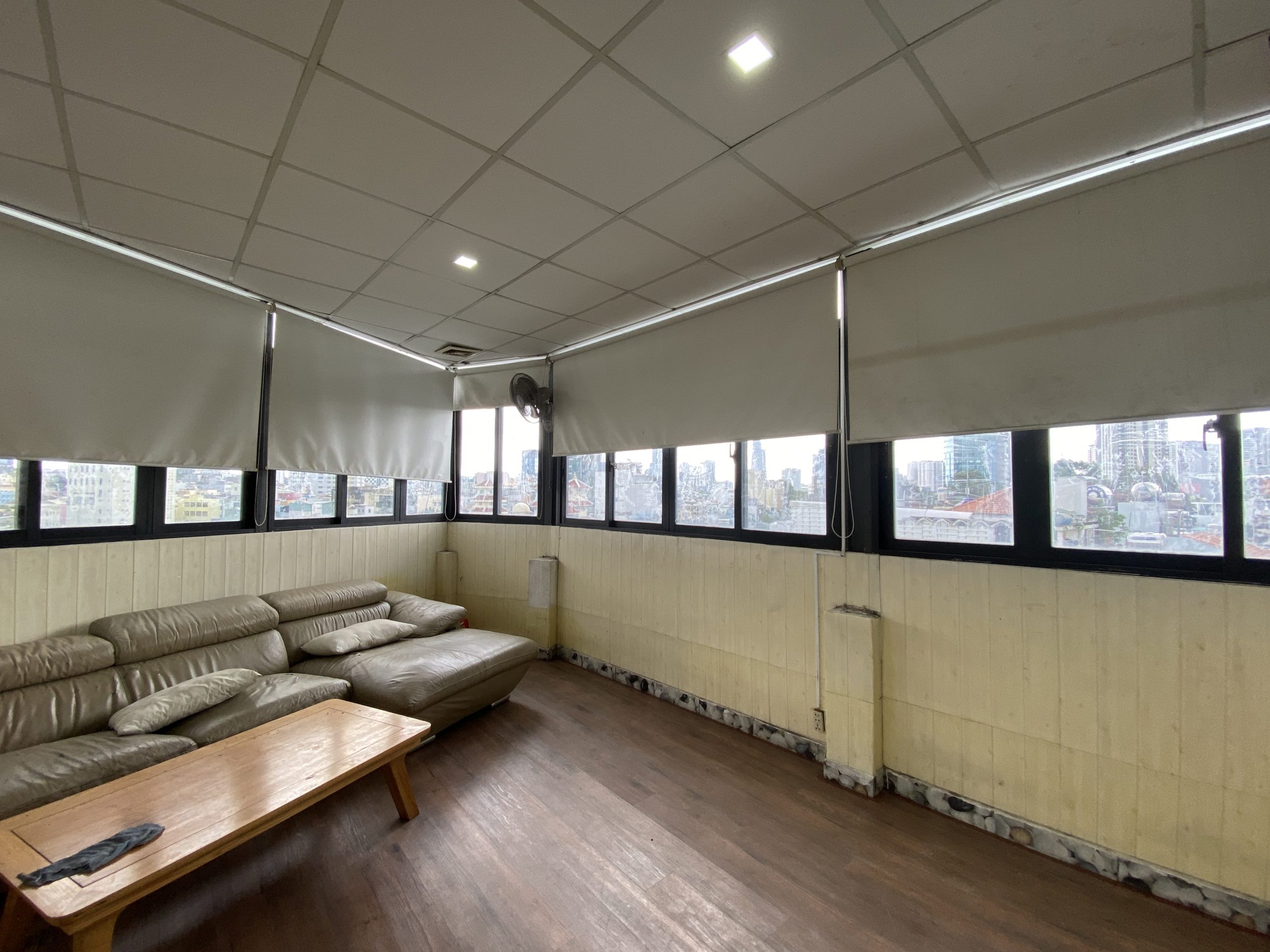 Kẹt nợ bán gấp góc 2 mặt tiền Cô Giang, Quận 1, 10 x14, giá bán chỉ 42.9 tỷ