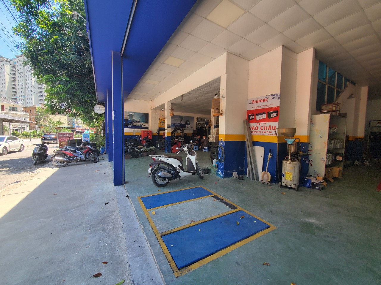 BÁN NHÀ Ở MAI DỊCH, CẦU GIẤY - NHÀ PHÂN LÔ - 6 TẦNG - THANG MÁY - Ô TÔ - THÔNG TỨ PHÍA