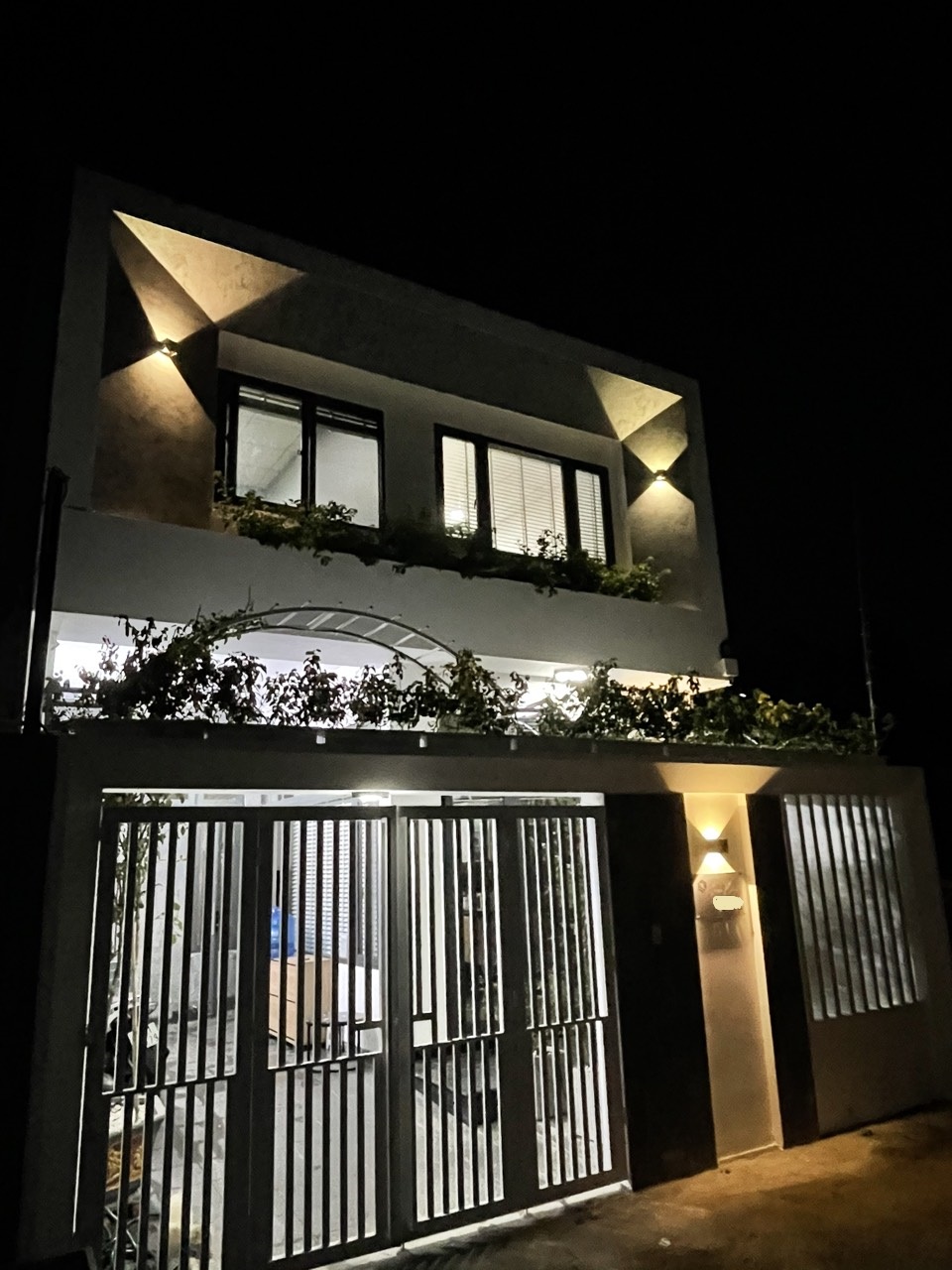 NHÀ FULL NỘI THẤT XỊN - QUẢNG TẾ - KIỆT OTO SIÊU RỘNG