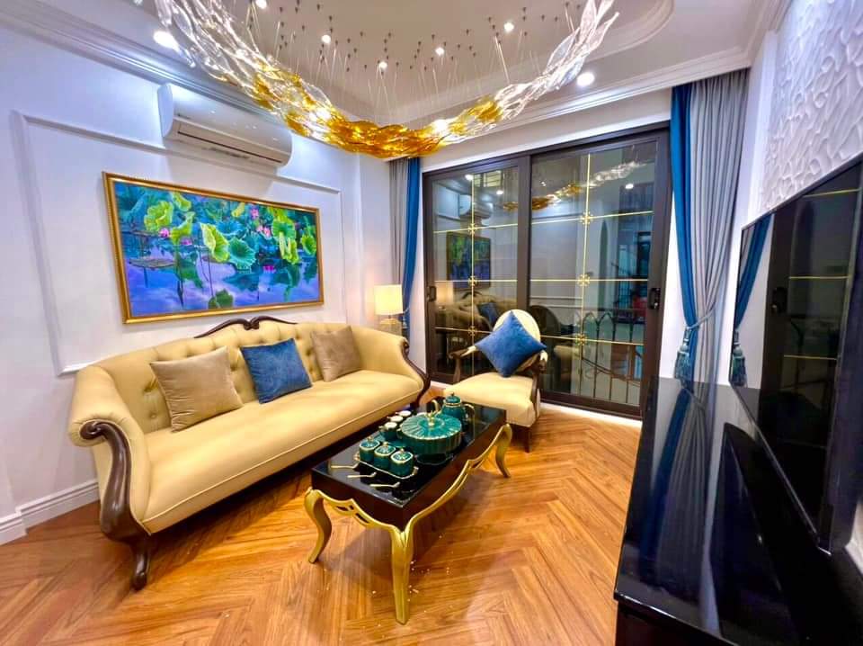 Nhỉnh 3 Tỷ, Bán Nhà Việt Yên 48m4T Ôtô Đỗ Cửa, Nhà Đẹp Nội Thất Long Lanh Giá Rẻ