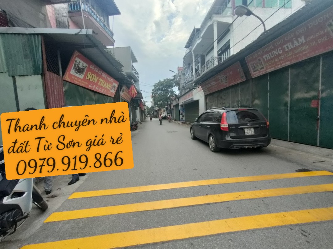 NGÂN HÀNG ÉP BÁN đất diện tích 300 m mặt tiền 22 m đường ô tô tránh nhau gái trên 10 triệu 1 m ngay cạnh chợ