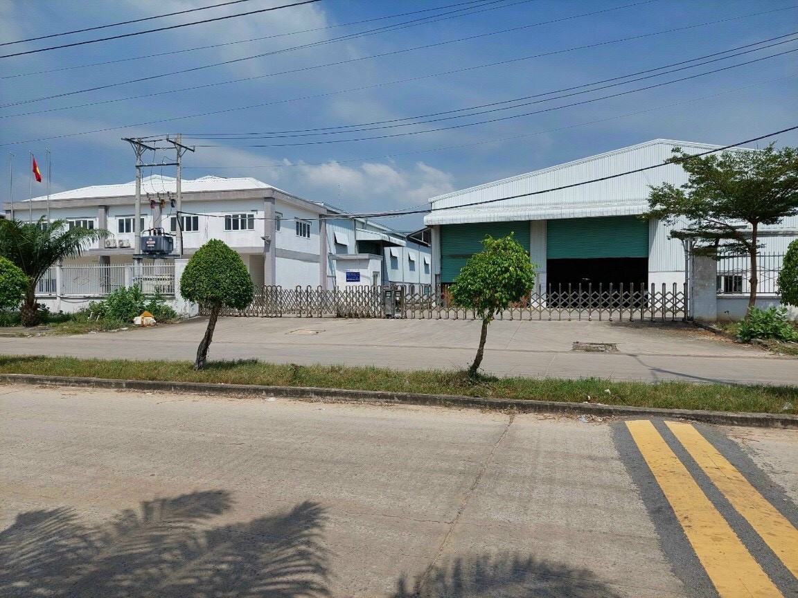 CHO THUÊ NHÀ XƯỞNG KCN AMATA. biên hòa đông nai. Dien Tích 5000m2