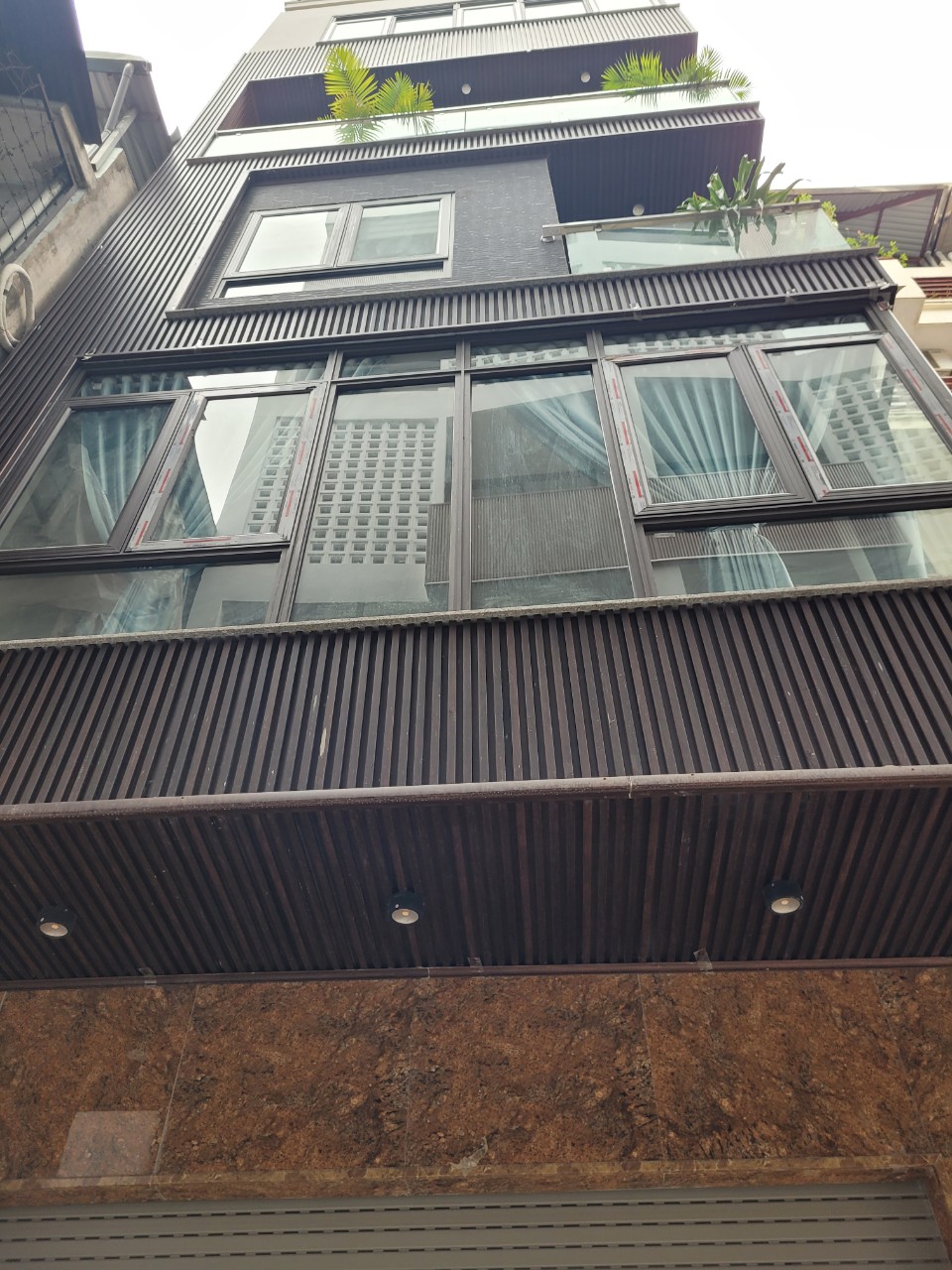 BÁN NHÀ RIÊNG LÁNG HẠ ĐỐNG ĐA 6 TẦNG THANG MÁY 10,7 TỶ