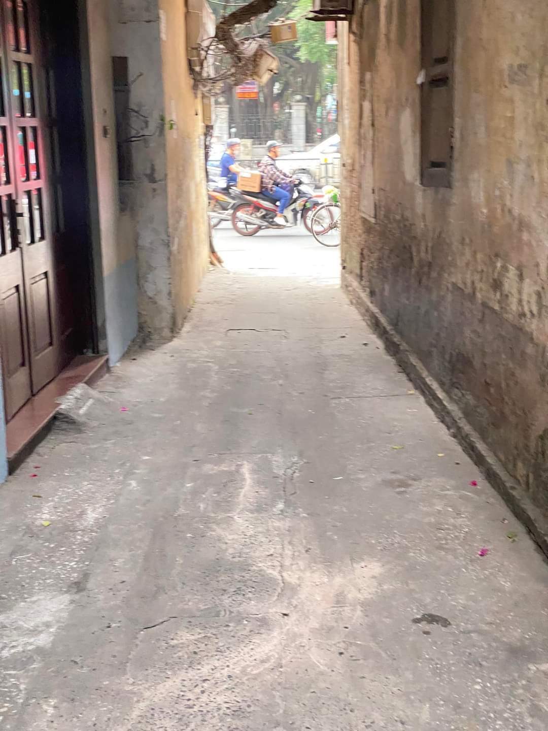 BÁN NHÀ RIÊNG TÂY SƠN ĐỐNG ĐA 4TẦNG, 30M2, 5TỶ