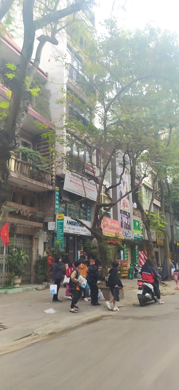 Bán nhà mặt phố Tô Hiệu, Cầu Giấy. Diện tích 58m2 vỉa hè rộng 5m kinh doanh sầm uất. 13 Tỷ