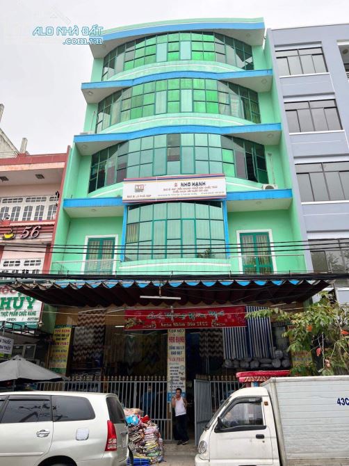 Bán tòa nhà 5 tầng trung tâm thành phố,Đường Võ Văn Tần đường 10m5.