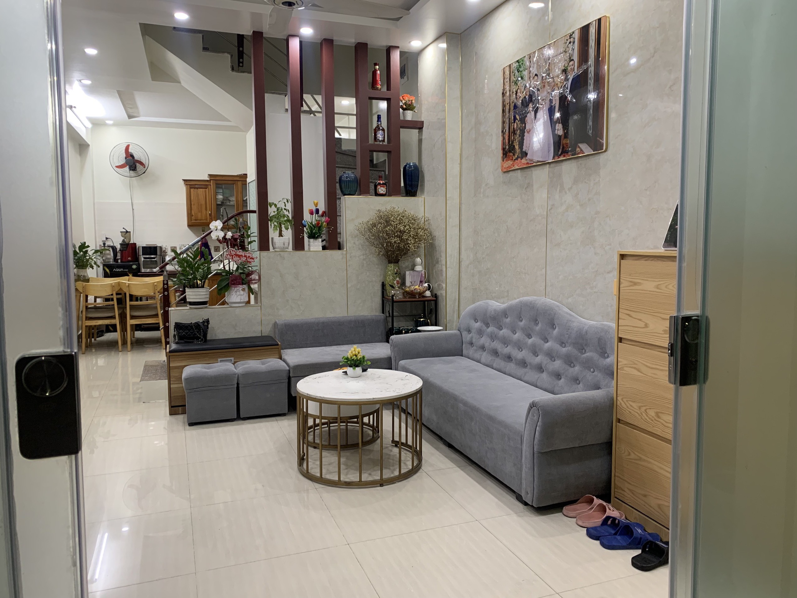 Bán nhà 3 tầng 35m2 ngõ Nam Trung Hành, giá 1.7 tỷ