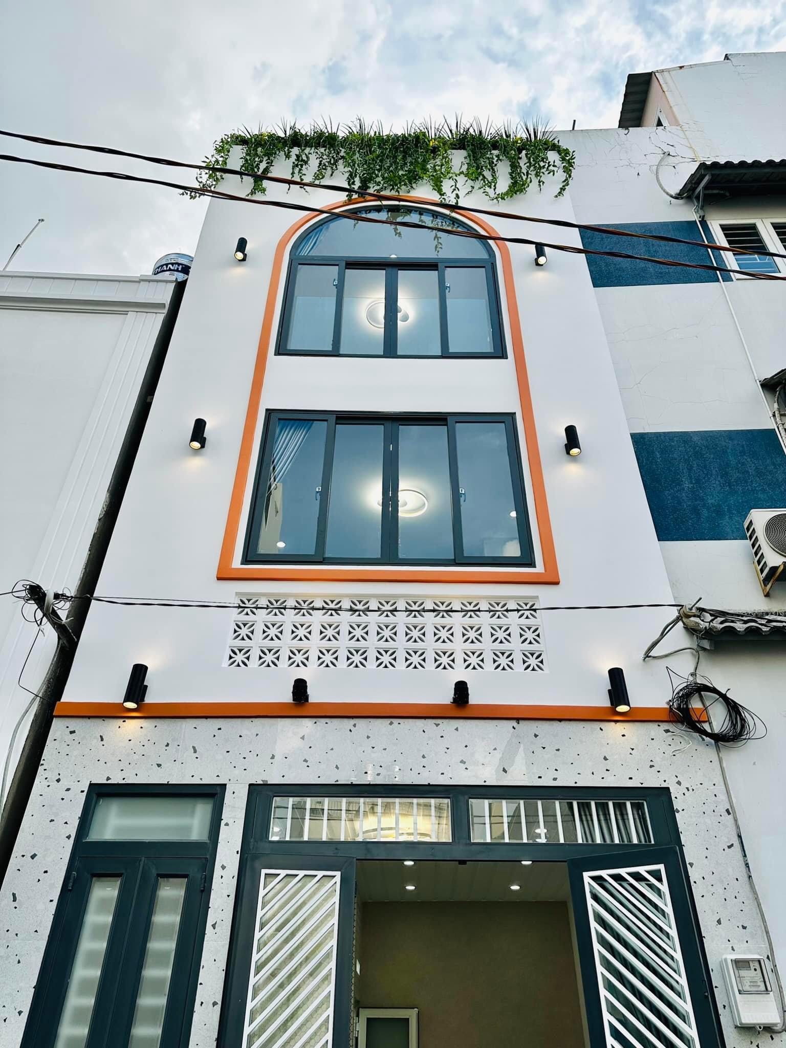 Nhà đẹp hẻm 6m giáp Nguyễn Oanh,p17,GV 3pn 3wc 3.15tỷ Tl.