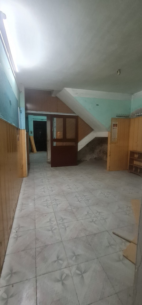 Cho thuê nhà Trần Phú, 60m2 x 3 tầng, ô tô vào tận cửa, 8.5 triệu/tháng