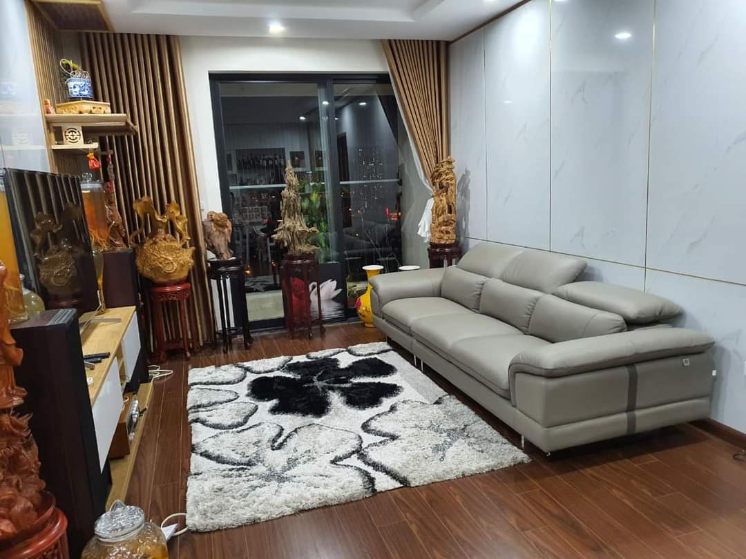 Hạ chào liên tục, tổng hạ gần 500 triệu, nay chỉ còn hơn 3 tỷ 62m Ngọc Thuỵ, quá hót.