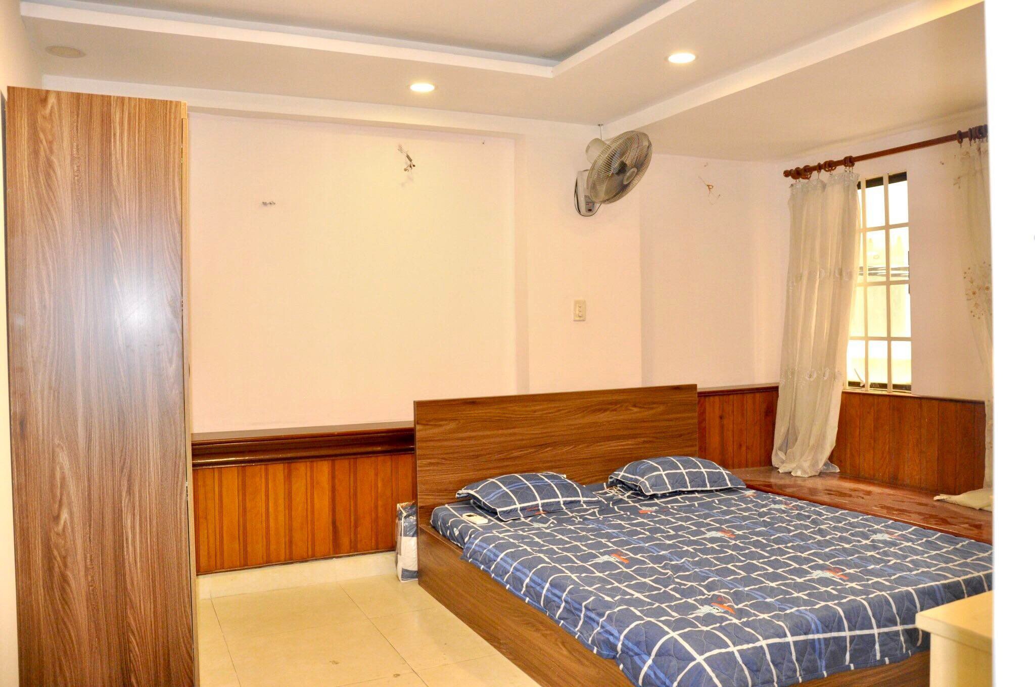 Cho Thuê Căn Hộ 2pn Full Nội Thất Đường Núi Thành, Phường 13, Quận Tân Bình