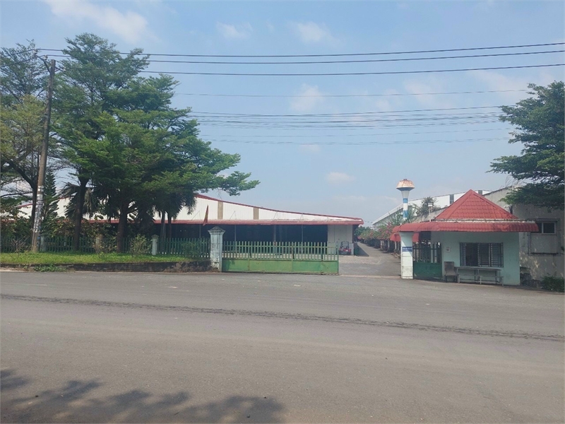 chuyển nhượng đất và nhưởng xưởng cụm công nghiệp. 20.000m2