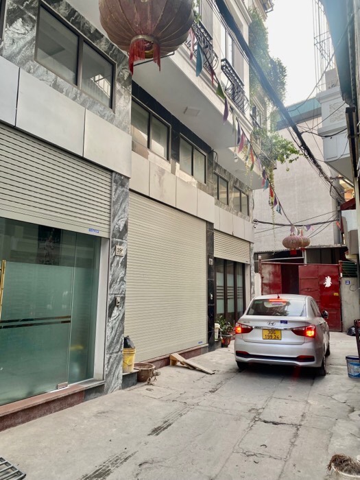 Chủ Rất Gấp! Bán Nhà Cổ Điển 42m5T Ôtô Đỗ Cửa, Nhà Đẹp Thoáng Mát Giá Nóng