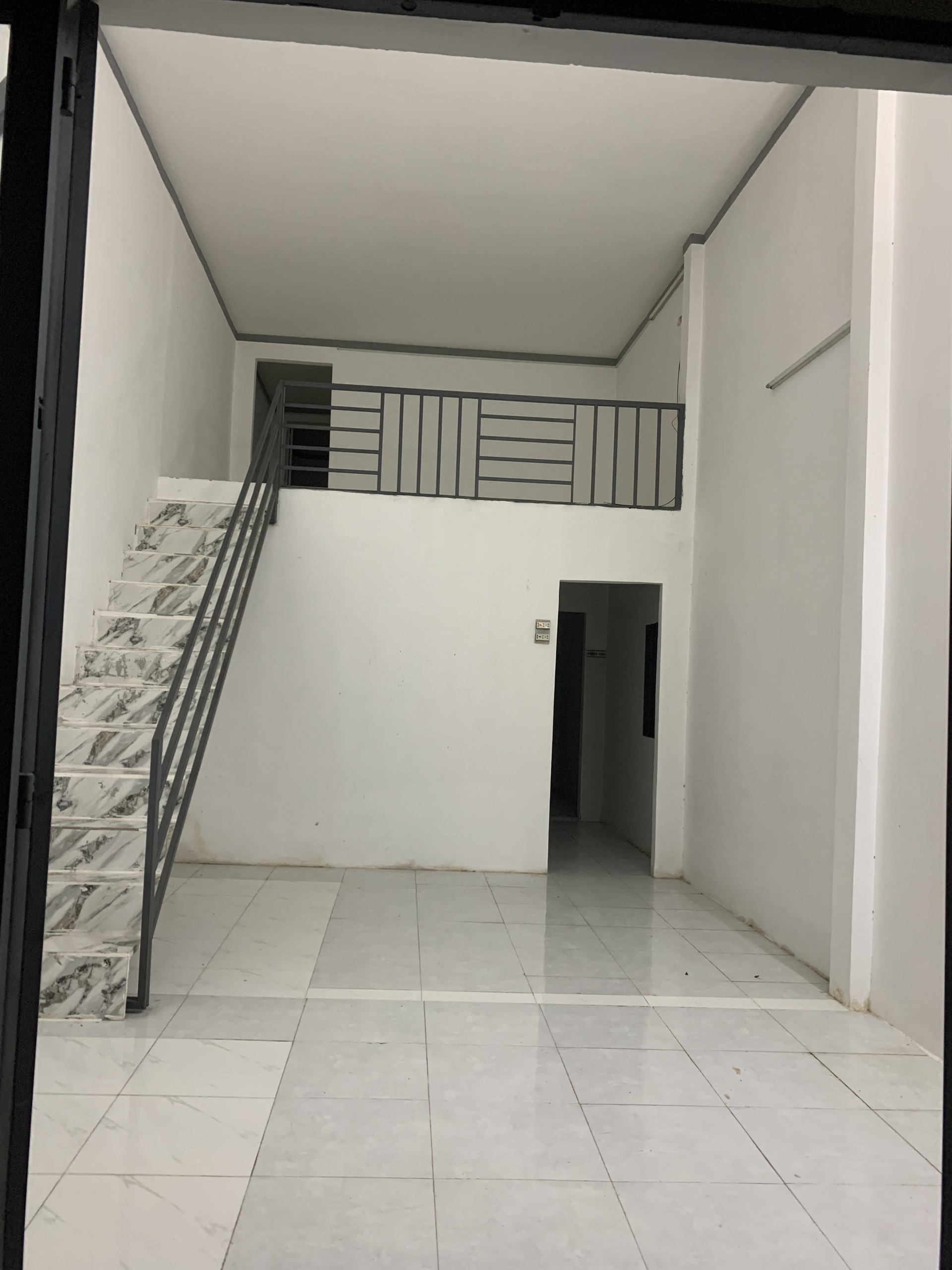 Cho Thuê Nhà Nguyên Căn Mới Hẻm Xe Hơi Phường Hóa An, Tp.Biên Hòa